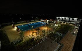 Soundarya Sapphires 7 Bedroom Private Pool Villa Near Bangalore